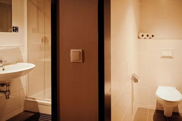 İki Ayrı Yataklı Oda, Özel Banyo