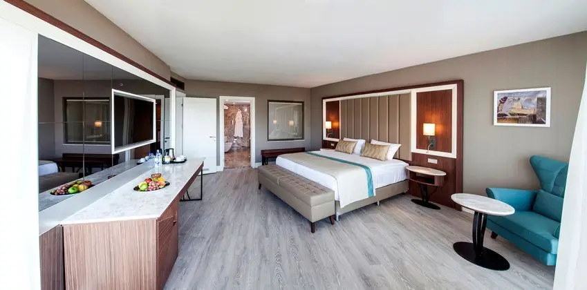 https://images.etstur.com/imgproxy/resize/2560x1440/files/images/hotelImages/etsrooms/517150/Wome_Deluxe_20250122121538_2.jpg