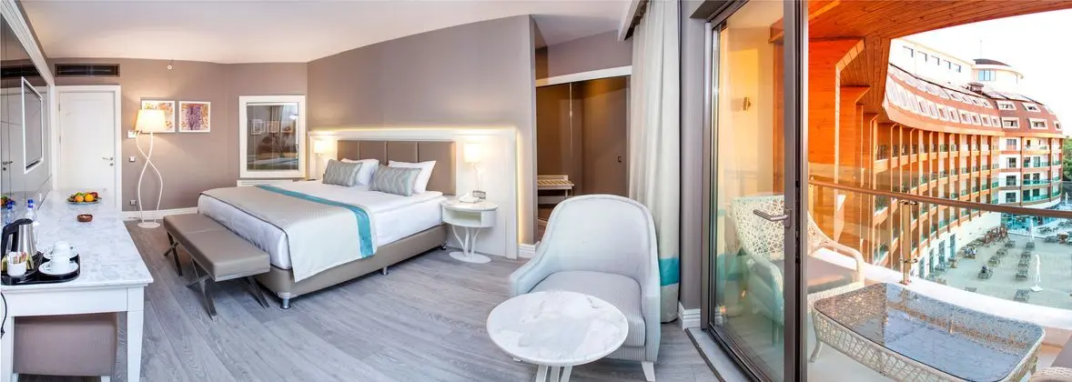 https://images.etstur.com/imgproxy/resize/2560x1440/files/images/hotelImages/etsrooms/517150/Wome_Deluxe_20250204172308_1.jpg