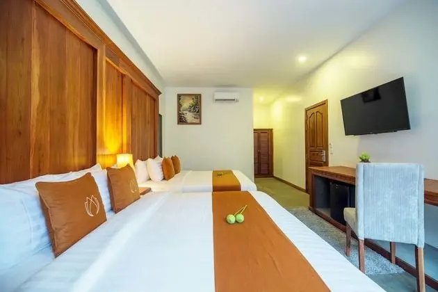Deluxe Twin Room-Free Round Trip Transfers