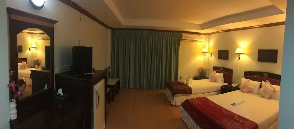 Deluxe Üç Kişilik Oda