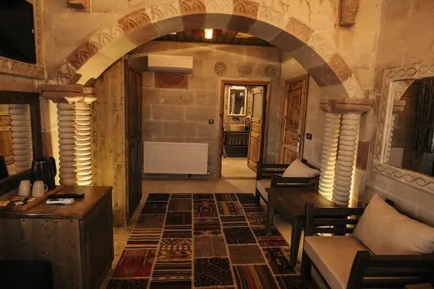 Suite, Jetted Tub