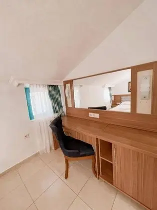 Suite, Havuz Manzaralı, Balkonlu