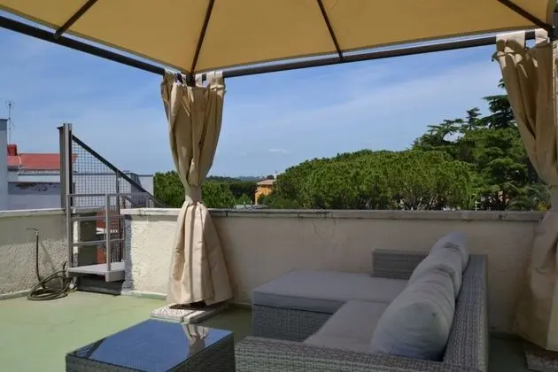Panoramic Apart Daire, Teras