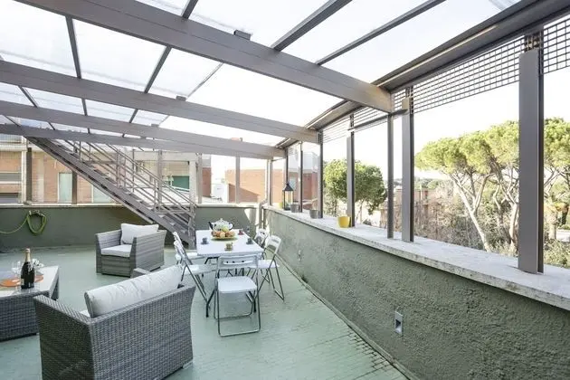Panoramic Apart Daire, Teras