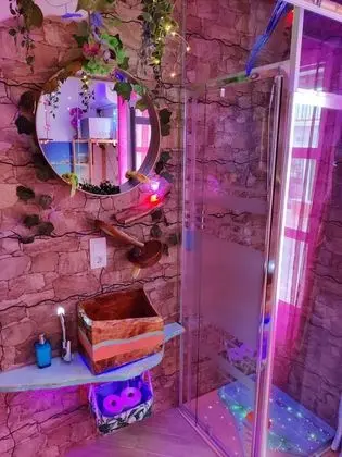 Comfort Tek Büyük Yataklı Oda, Banyolu/Duşlu