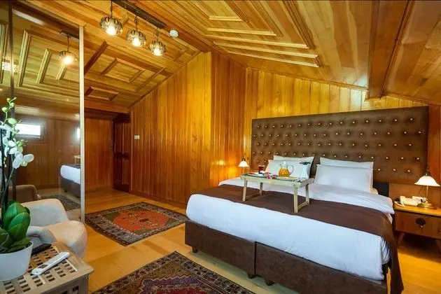 Honeymoon Penthouse