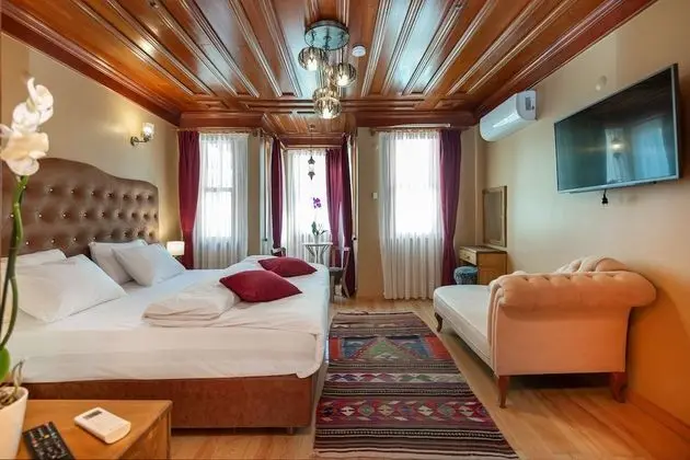 Traditional Double or Twin Room