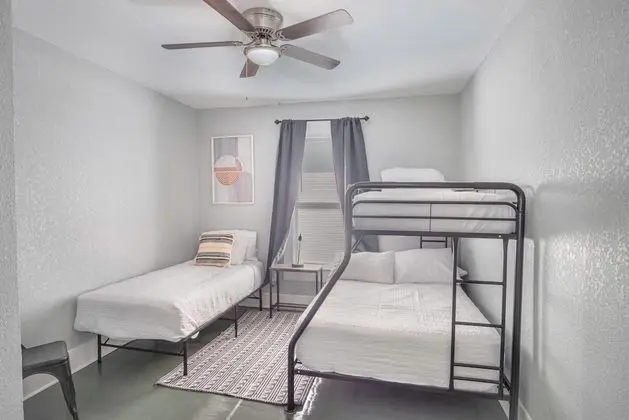 Ev (3 Bedrooms)