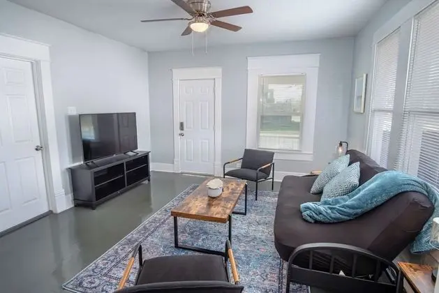 Ev (3 Bedrooms)