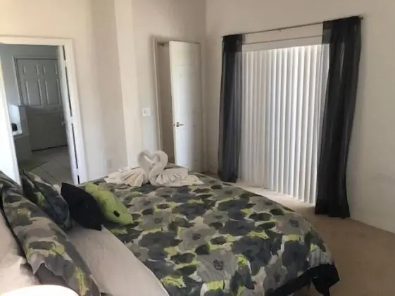 Ev