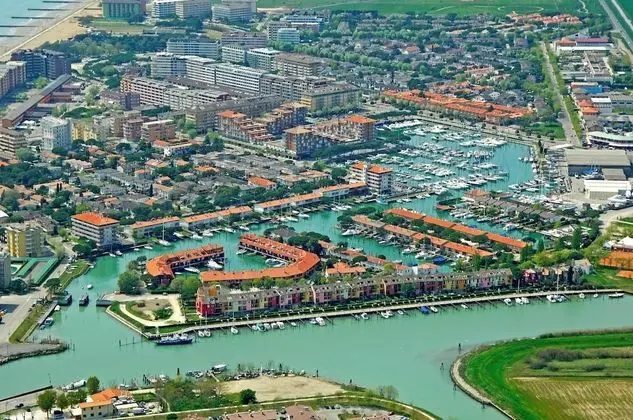 Apart Daire, 1 Yatak Odası, Balkon, Şehir Manzaralı