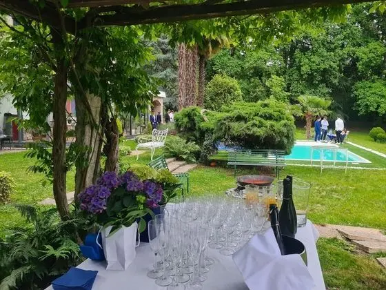 Villa, 5 Yatak Odası, Şömine