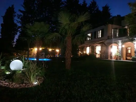 Villa, 5 Yatak Odası, Şömine