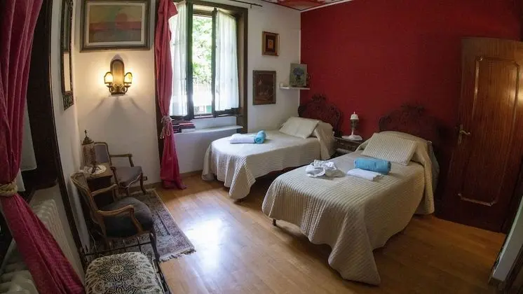 Villa, 5 Yatak Odası, Şömine