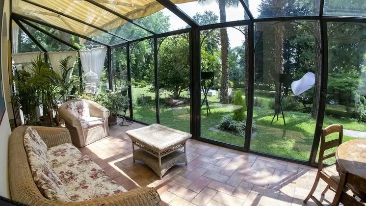 Villa, 5 Yatak Odası, Şömine