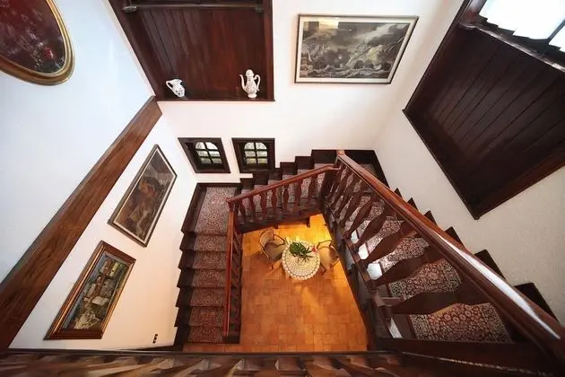 Villa, 5 Yatak Odası, Şömine