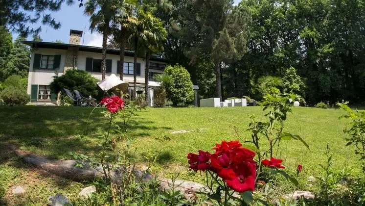 Villa, 5 Yatak Odası, Şömine