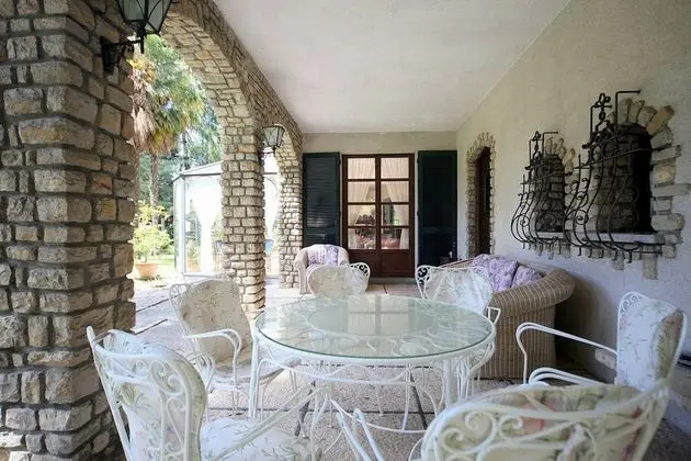 Villa, 5 Yatak Odası, Şömine