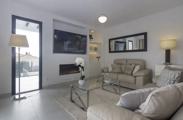 Villa, 5 Yatak Odası, Kişiye Özel Havuzlu