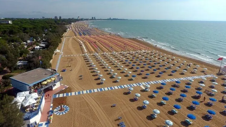 Stüdyo, Teras