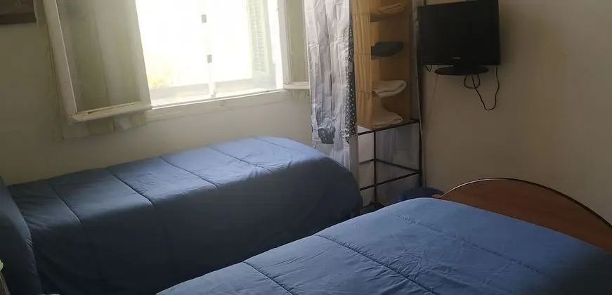 Business Tek Büyük veya İki Ayrı Yataklı Oda