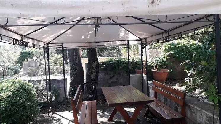 Oda, 1 Yatak Odası, Sigara İçilebilir, Teras