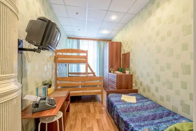 Standard Dört Kişilik Oda