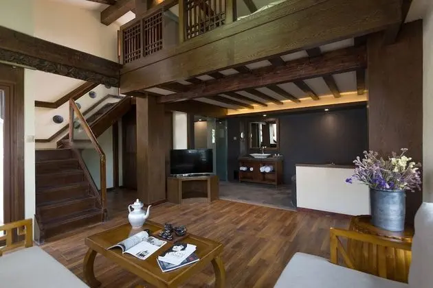 Deluxe Çatı Katı (Loft)