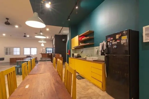 Standard Ortak Ranzalı Oda, Sadece kadınlar için