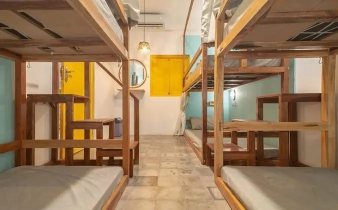 Deluxe Ortak Ranzalı Oda