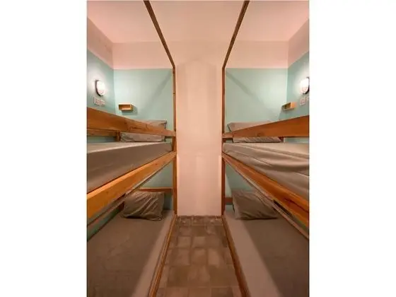 Deluxe Ortak Ranzalı Oda