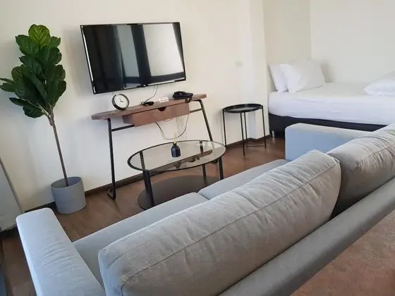 Wonder Exclusive Suite