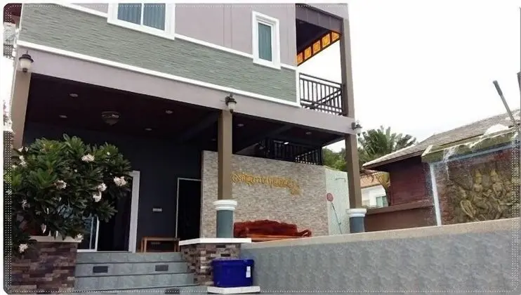 Wongsuwan Pool Villa 4 (5 bedrooms)