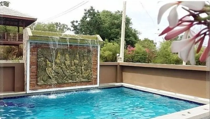 Wongsuwan Pool Villa 4 (5 bedrooms)