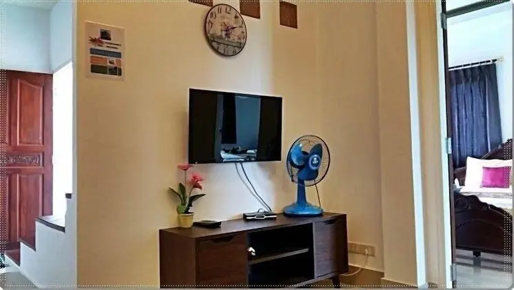 Wongsuwan Pool Villa 4 (5 bedrooms)
