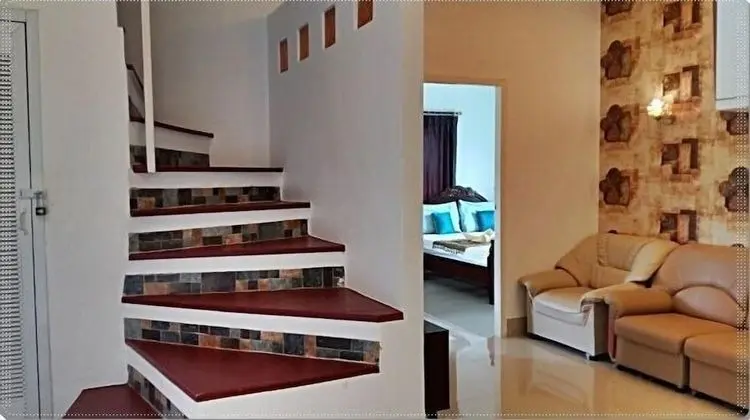 Wongsuwan Pool Villa 4 (5 bedrooms)