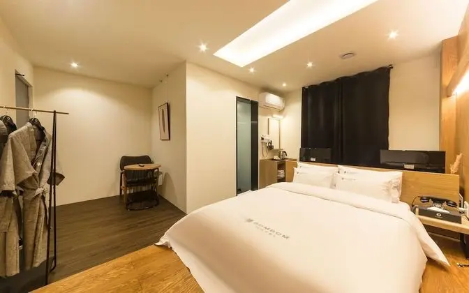Oda (Standard room)