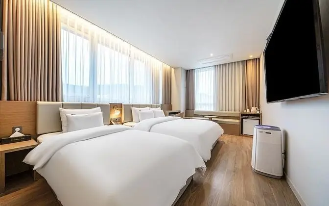 Oda (Business Twin Room (ACE Bed 65-inch U)