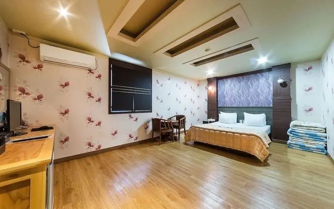 Oda (Special Room)
