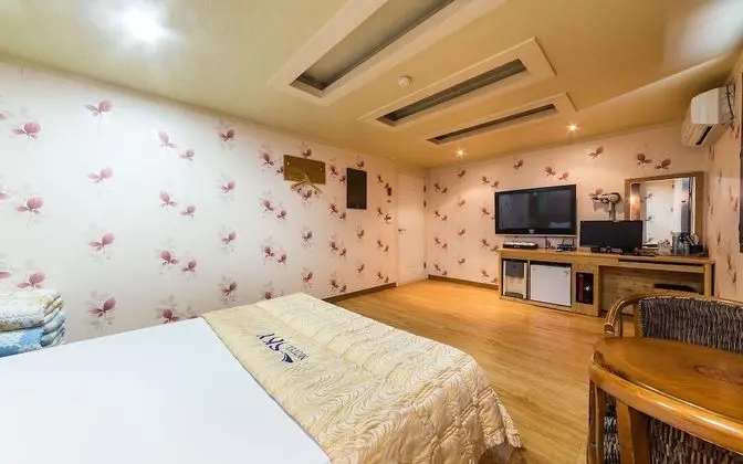 Oda (Special Room)