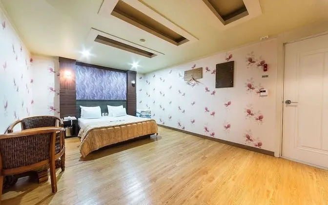 Oda (Special Room)