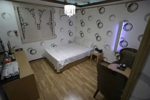 Oda (Standard room (Netflix/PC available))