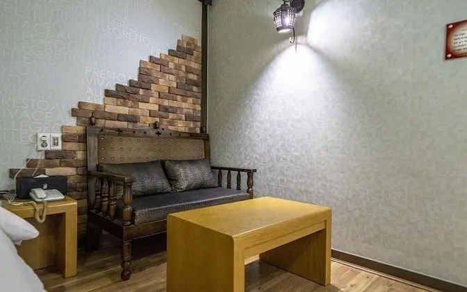 Oda (Standard room (Netflix/PC available))