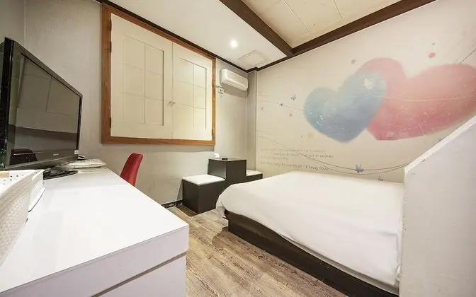 Oda (Standard Room)