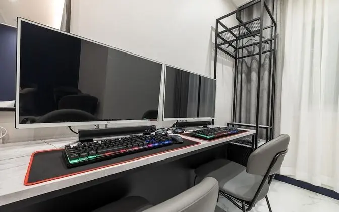Oda (Special room (86-inch TV styler/game )