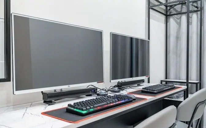 Oda (Special room (86-inch TV styler/game )