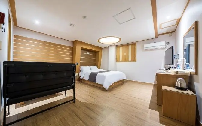 Oda (Deluxe room (net Netflix viewing))