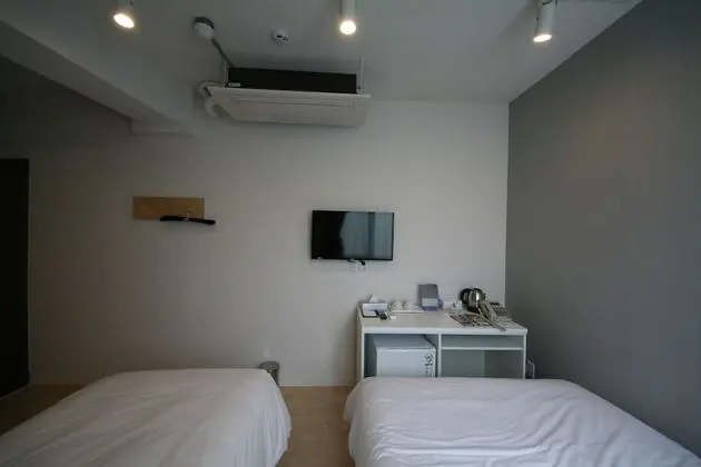 Family İki Ayrı Yataklı Oda (Non-Korean Nationals Only)