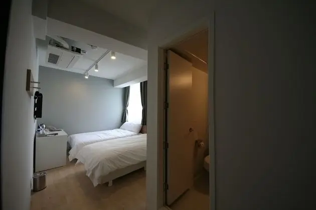 Family İki Ayrı Yataklı Oda (Non-Korean Nationals Only)